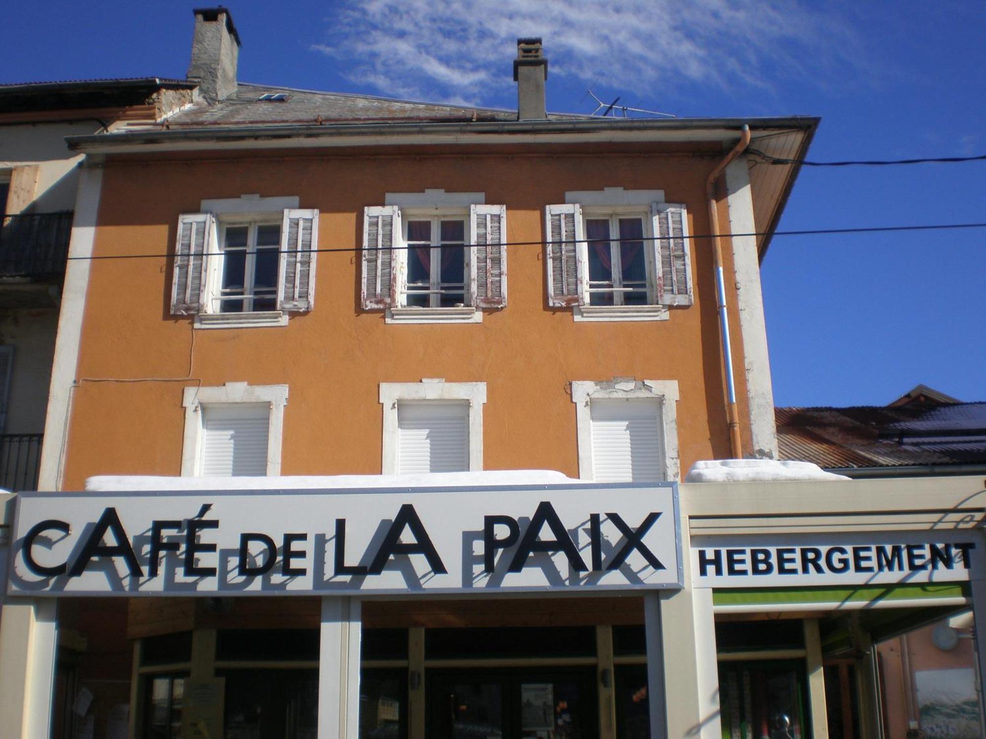 Appart Hotel De La Paix Barcelonnette Buitenkant foto